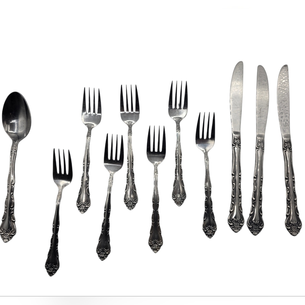 Sears Roebuck LAKEWOOD Tradition Stainless USA / Oneida Silverware Forks Knives
